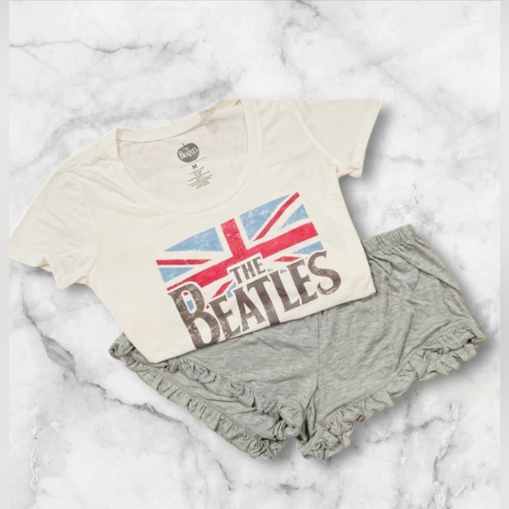 NWT The Beatles Women’s Flag 2pc Loungewear Set
